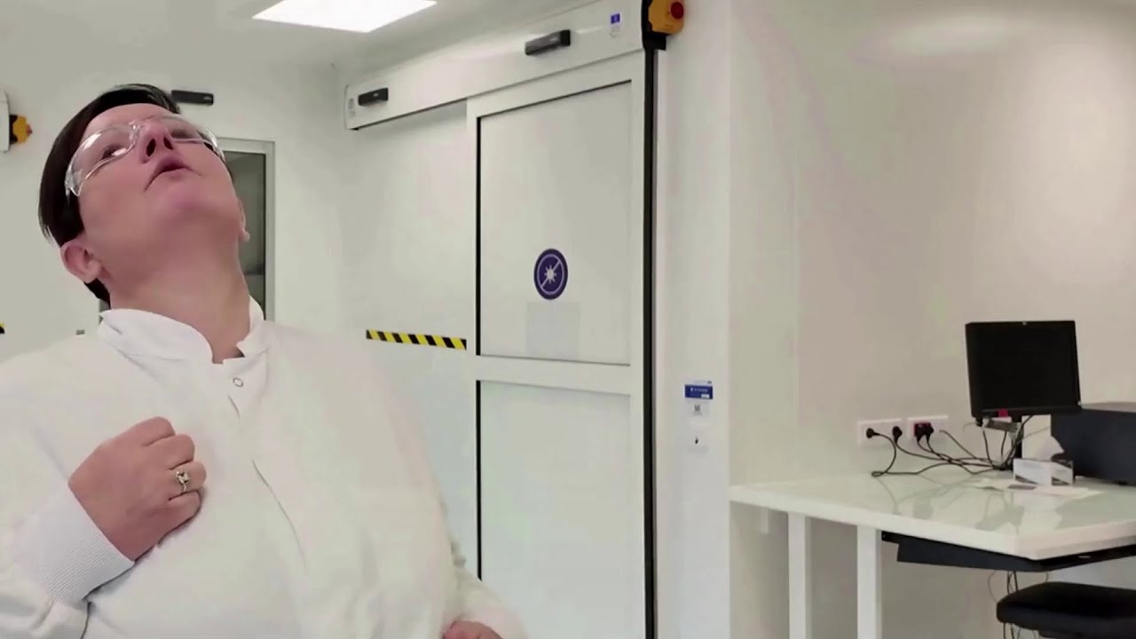 Plongez au coeur du service R&D pour découvrir notre solution dédiée à l'identification microbienne.