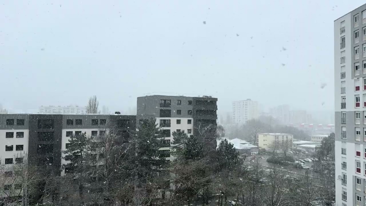 Yine karlı bir gün ❄️18/02/2026 sabah 09:34 Bahar geç gelecek gibi #türkiye #günlükvlog #köy #canlı 