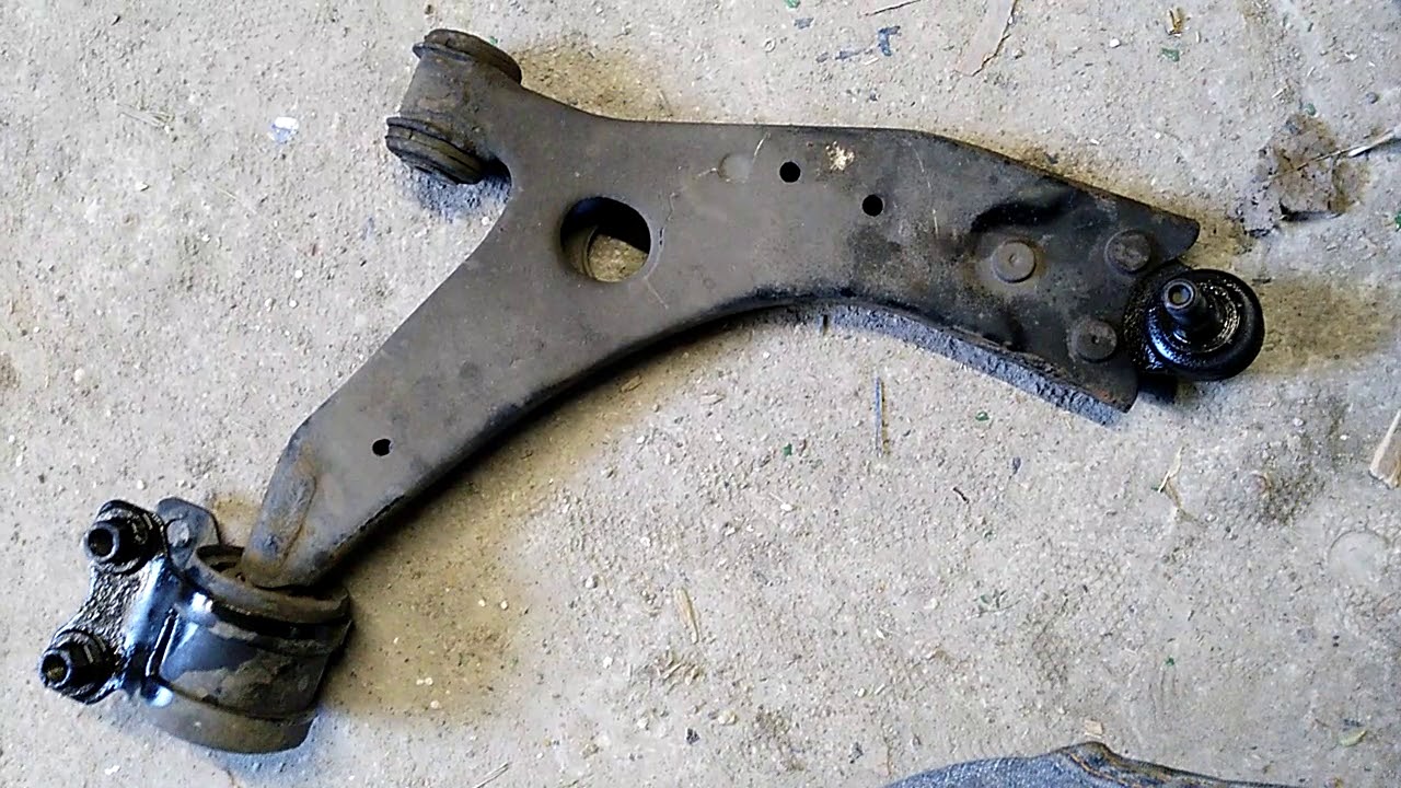 Wymiana wahacza, sworznia, tulei Ford Focus MK2