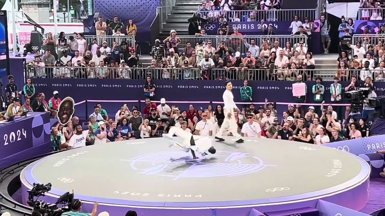 Bboys_breaking_Paris_Olympique 2024 Dany Dann  France vs Victor USA