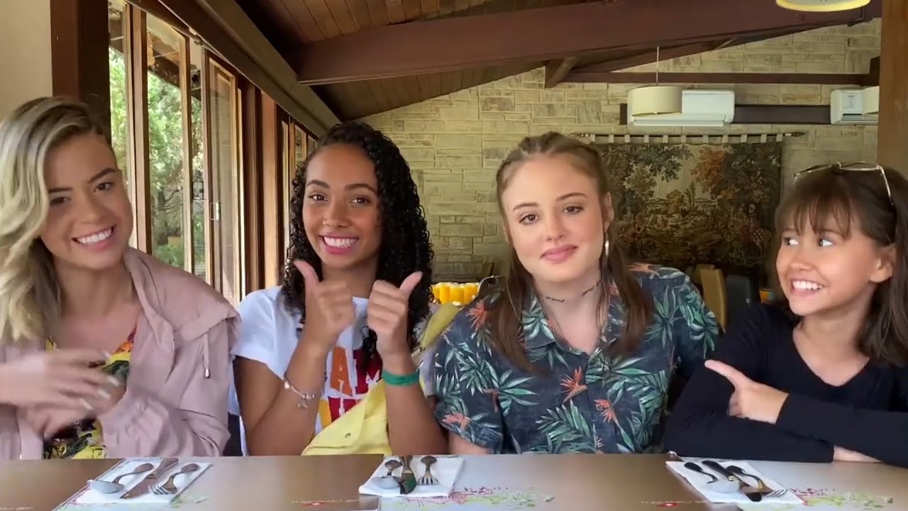Challenge - Quem come mais com Brenda Sabryna, Nathi Costa, Larissa Freitas e Geovana Lopes