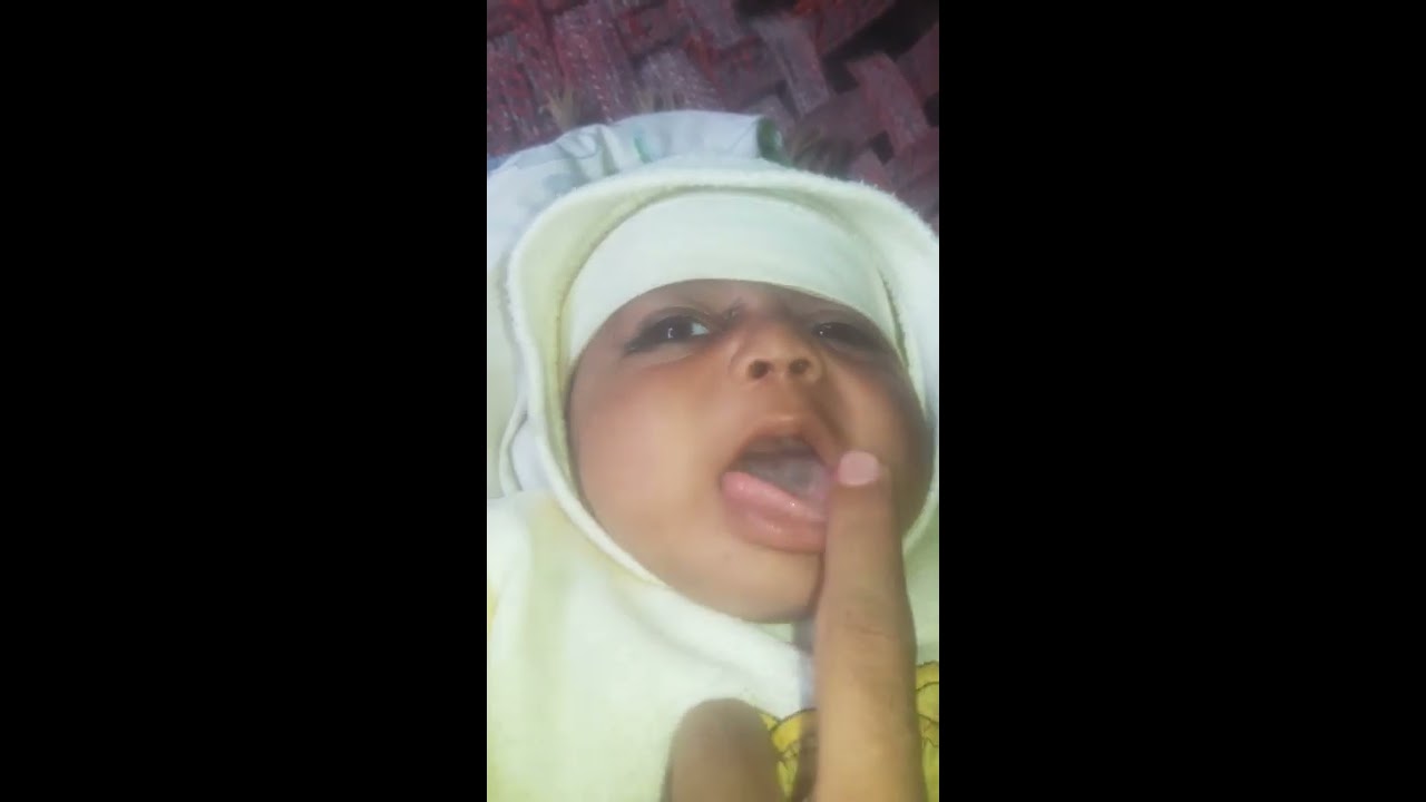 New born baby when hungry