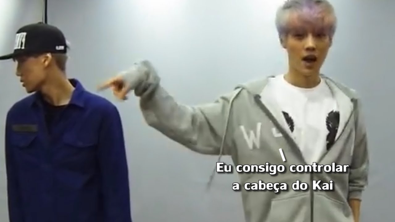 EXO- Sehun Super Sério e o Compartilhamento de Bonés.
