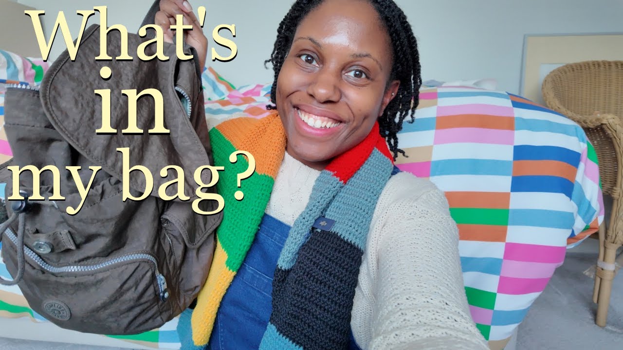 What&rsquo;s In My Personal Item Bag for a Short-Haul Flight ✈️