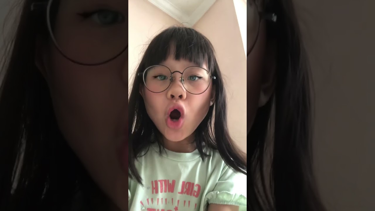 哈哈哈你剪掉我我的耳机吗想的美。哈哈哈哈哈