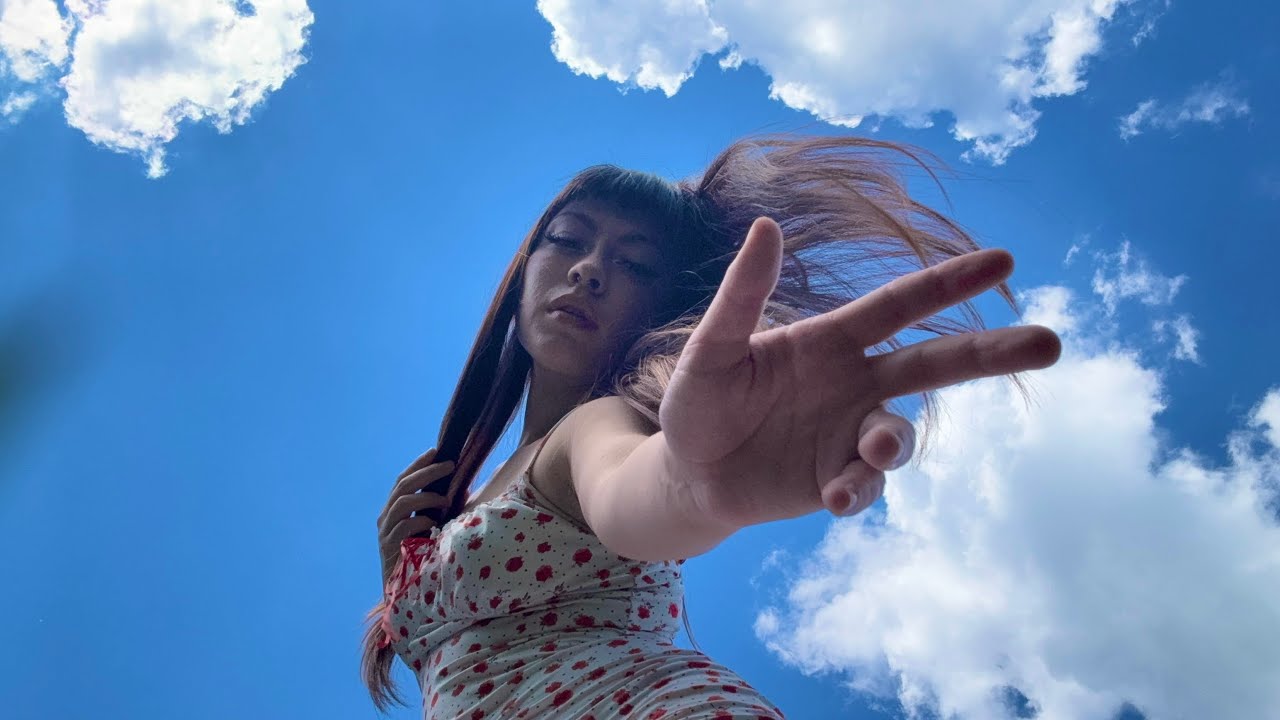 Visual ASMR Outside | Hand Movements & Soft Spoken Rambles