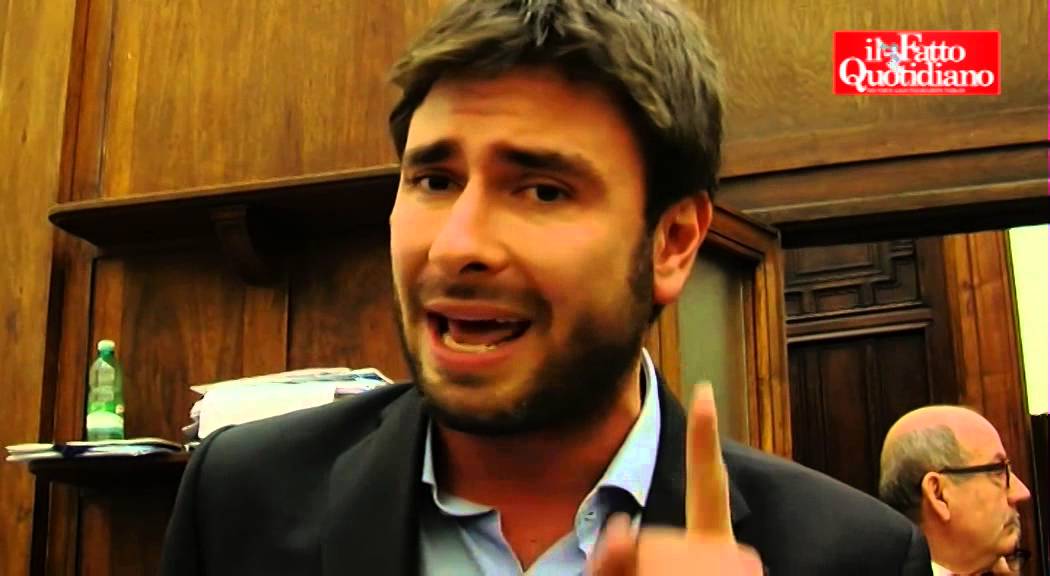 Camera, volano insulti tra Di Battista e Speranza in sala stampa
