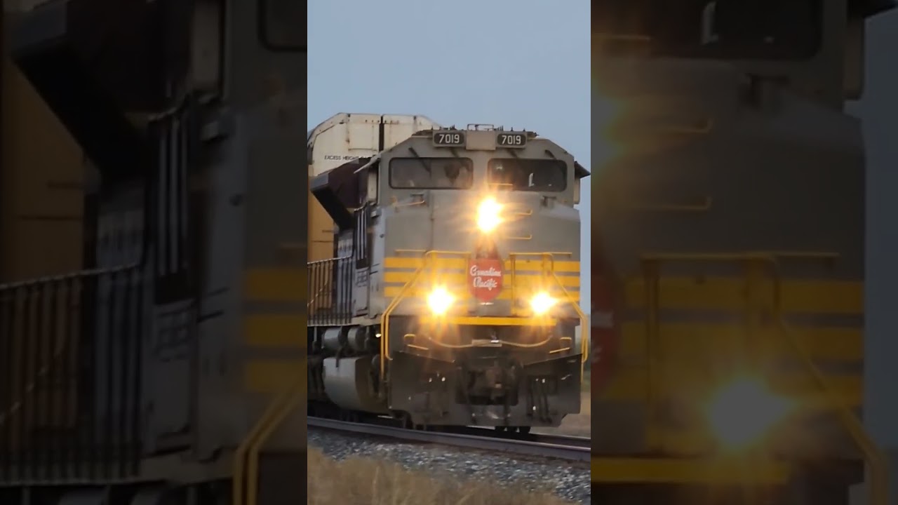 Fast CP Heritage Unit !  #railway #manitoba #canadianpacificrailway #ytshorts #canada #shorts