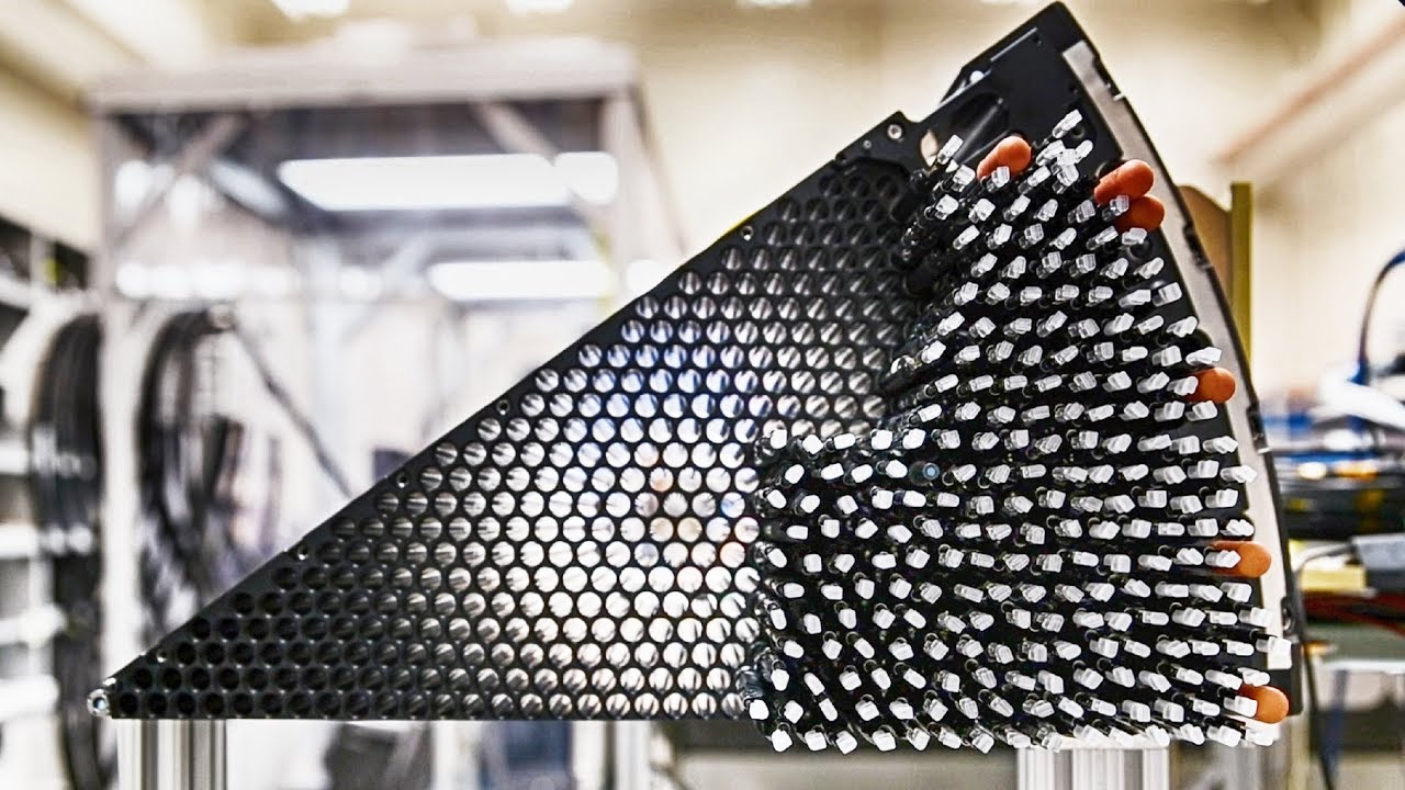 5,000 Robots Merge to Map the Universe in 3-D