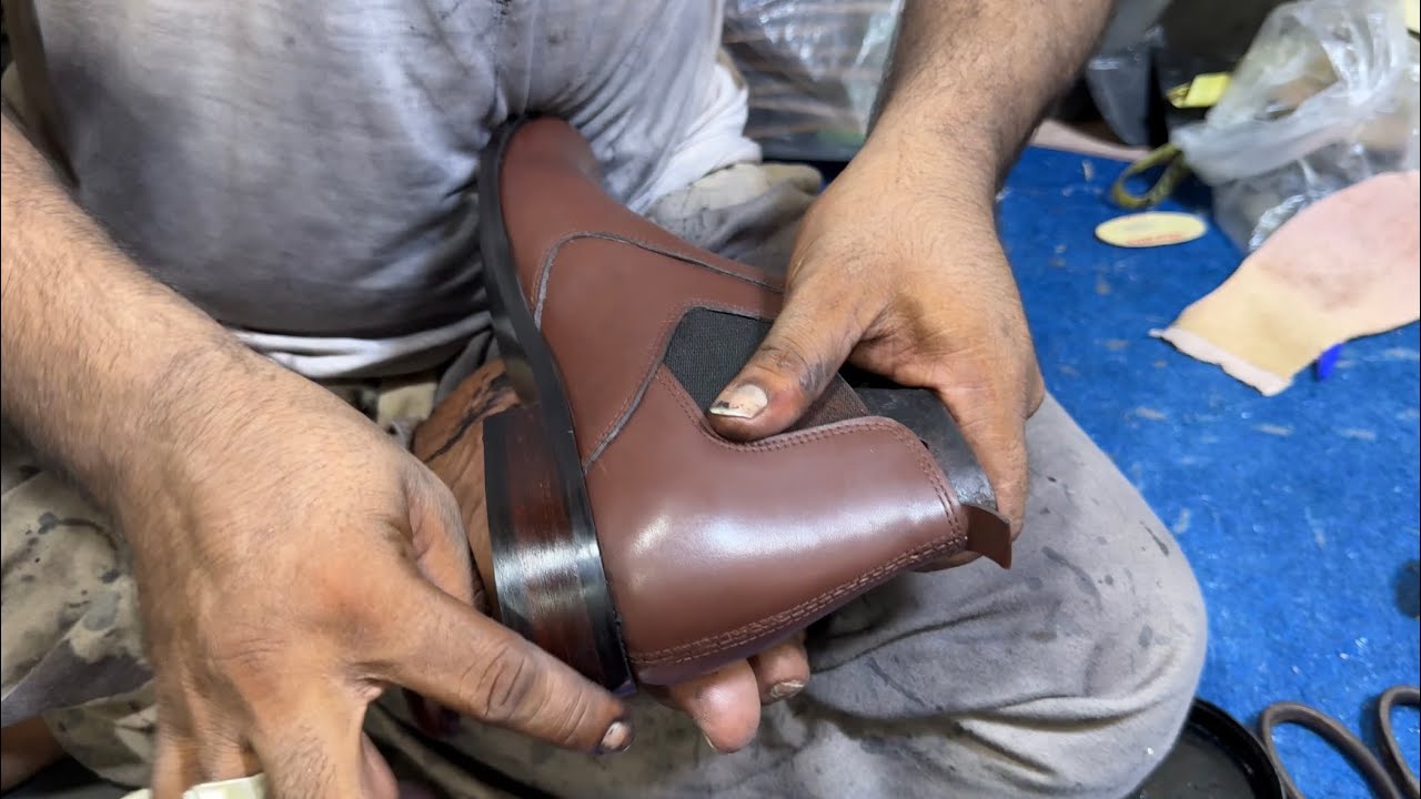 Handmade Men's Chelsea Boots: Complete Shoemaking Process