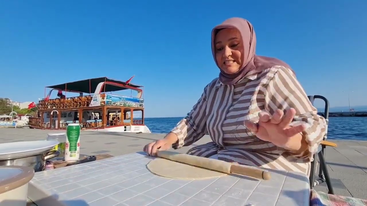 Sinop Merkezde Sinop mantısı yapımı Halime Şahin özelden