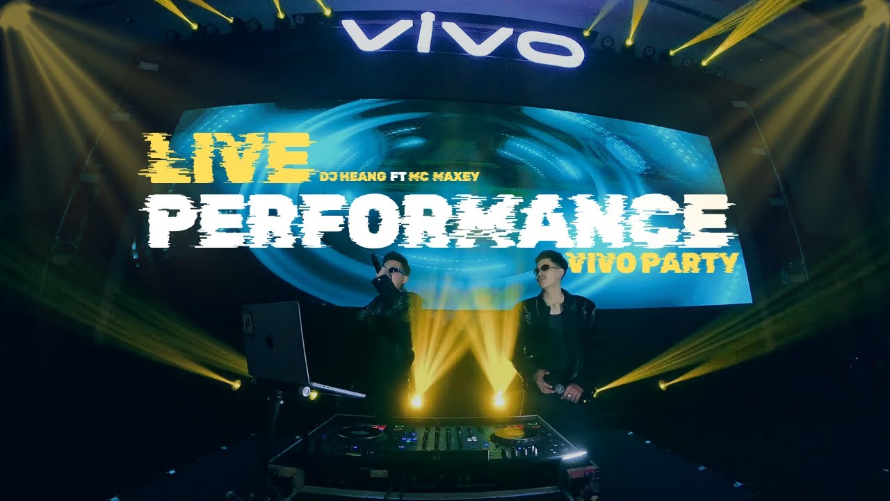 Live performance Vivo party