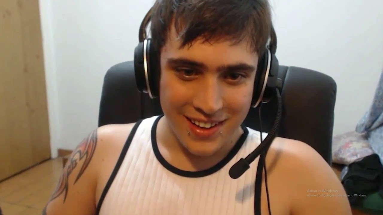 GTA V - O ZUMBI VIDA LOKA E O TREM DAS TROLLAGENS (mateiformiga)