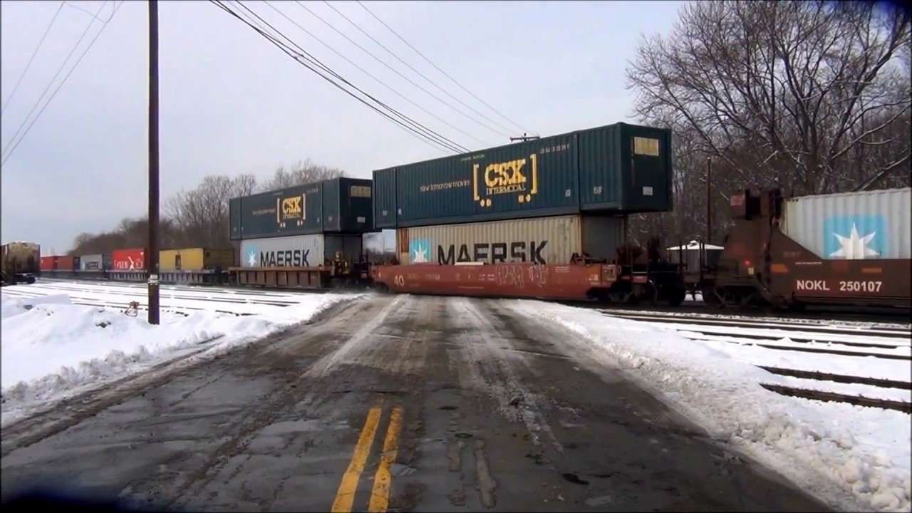 Super Long CSX Stack Train on Christmas Eve
