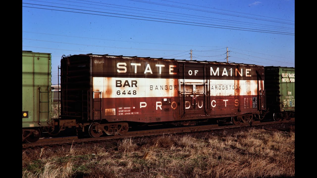WHEN FREIGHT CARS WERE ROLLING BILLBOARDS