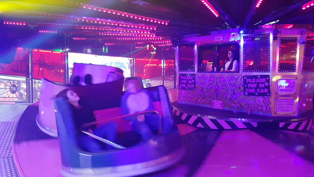 Rowlands funfairs the grooverider waltzer