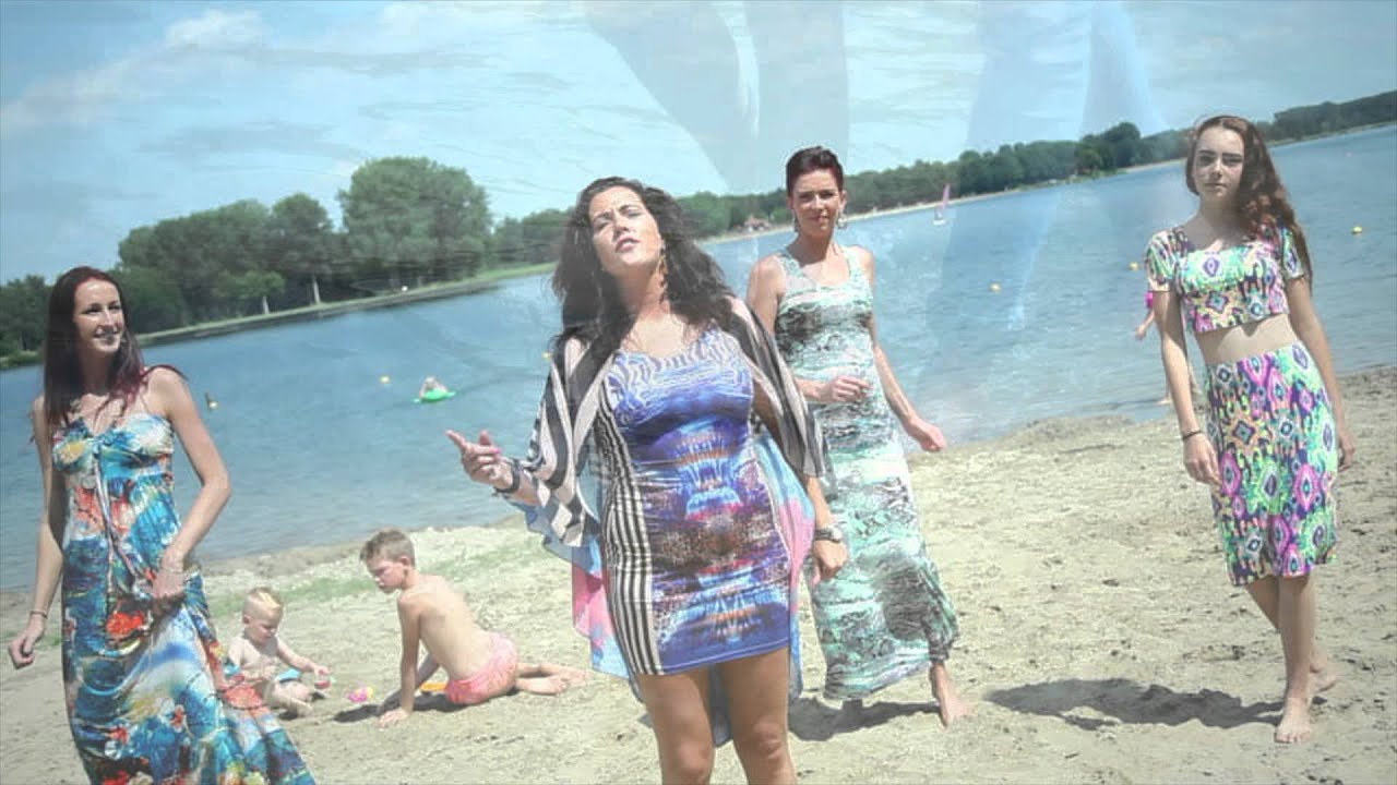 Maria Hoekstra - is het liefde - Officiële Videoclip