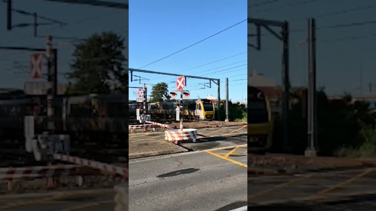 Boom Gates and Trains SH2