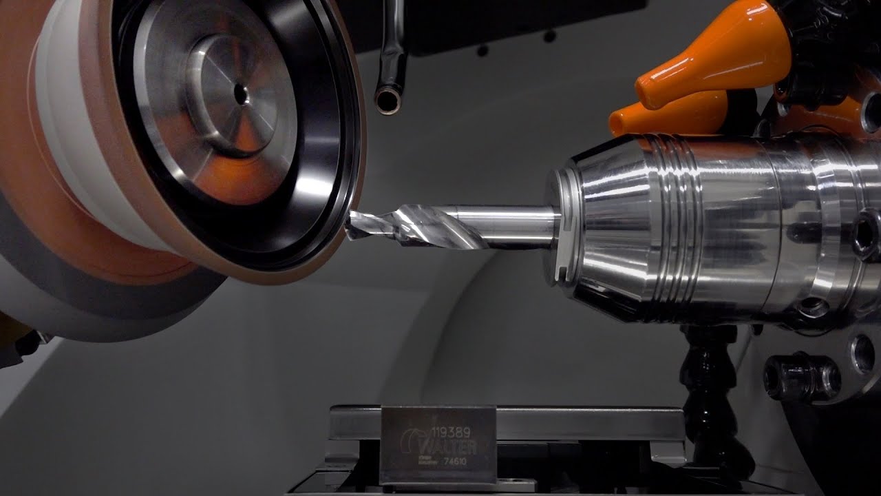 Заточка ступенчатого сверла на станке Walter Helitronic Vision 400L компании United Grinding