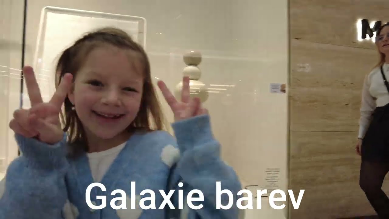 Galaxie barev Praha Westfield