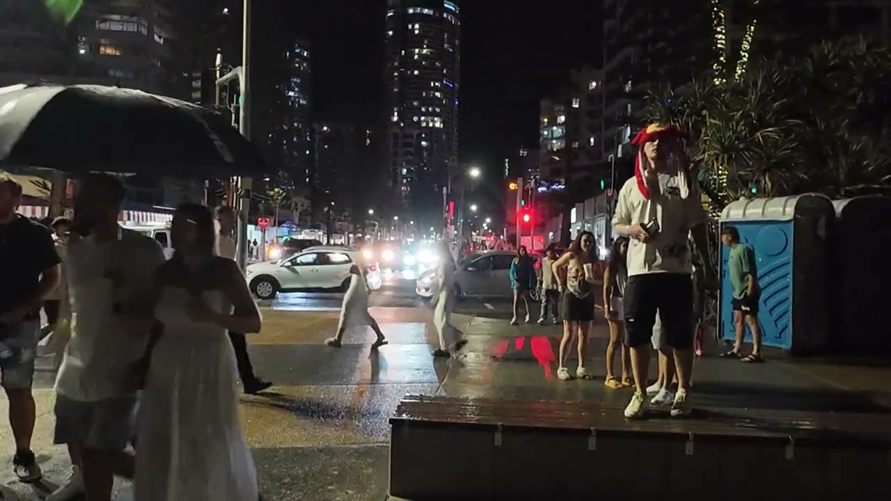 🌧️🎆 Lluvia, alegría y fuegos artificiales en Surfers Paradise | Gold Coast 🇦🇺