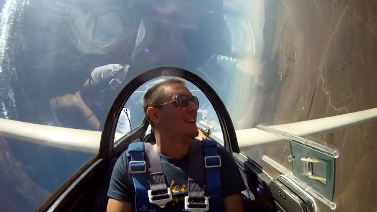 Riding in glider flown by ex-fighter pilot