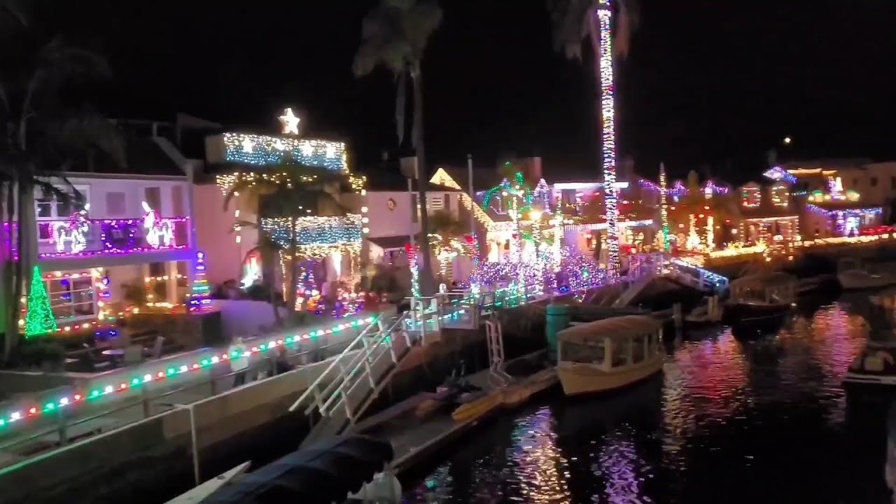 Walking tour of the Christmas Holiday Lights display at Naples Canal in Long Beach California