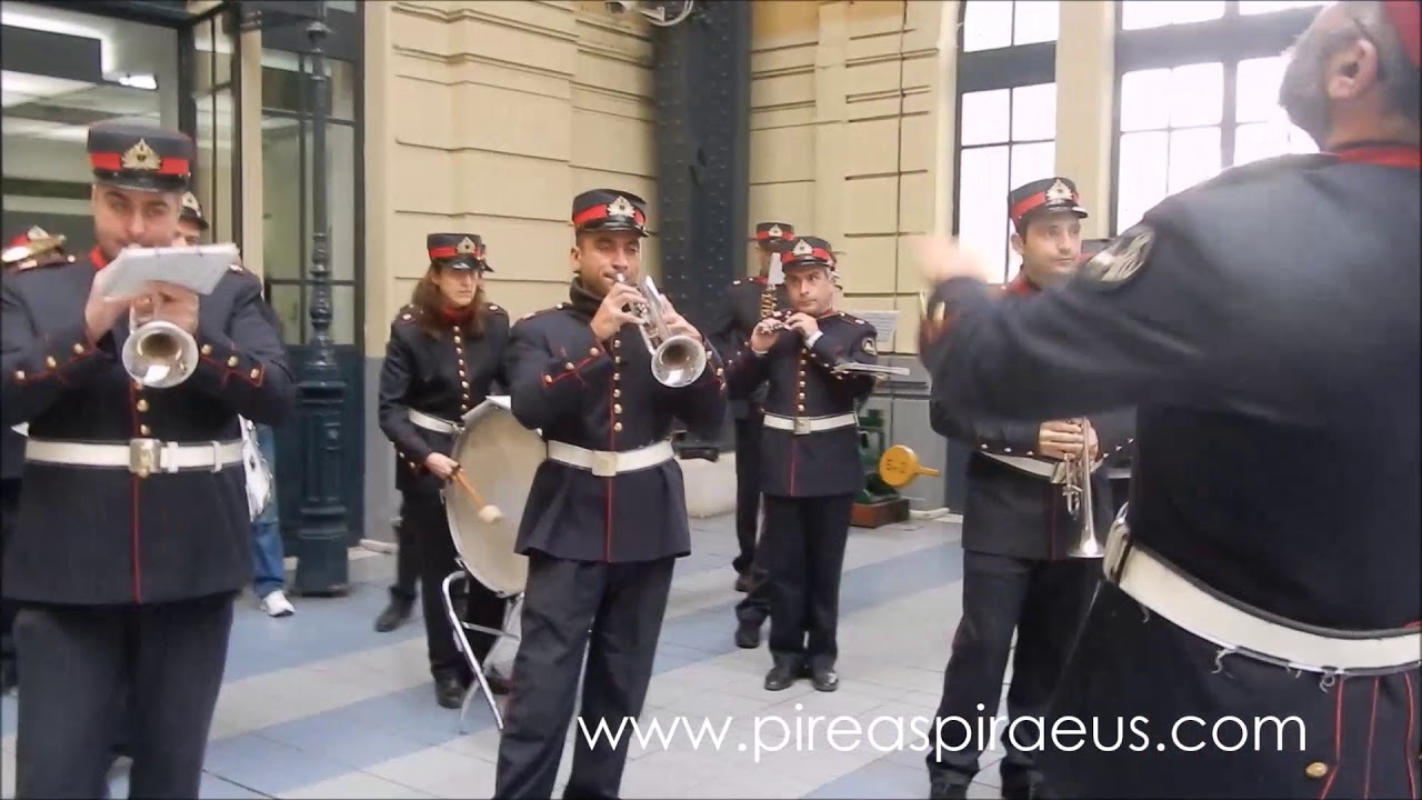 Φιλαρμονική Πειραιά   Συννεφούλα