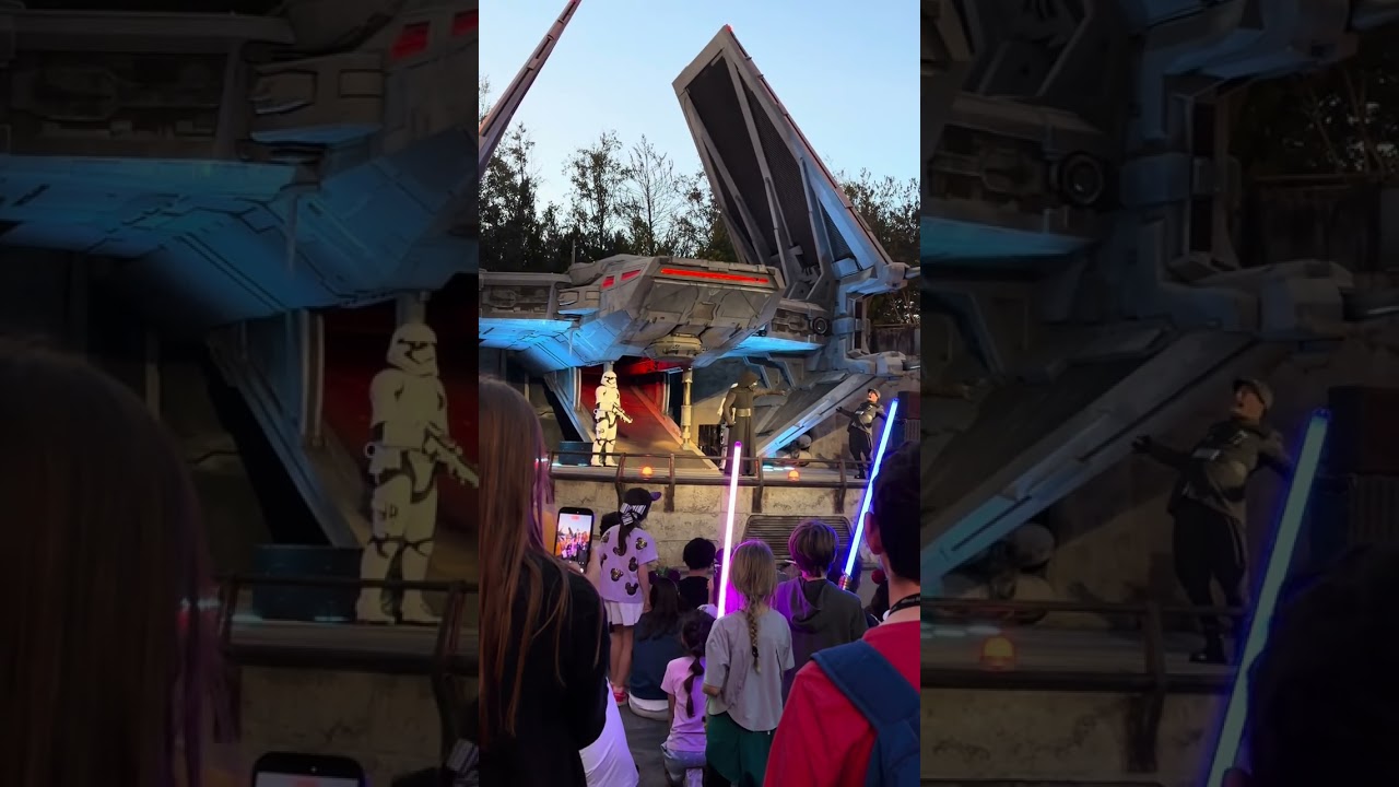 Going around galaxy’s edge at Hollywood Studios In Disney World