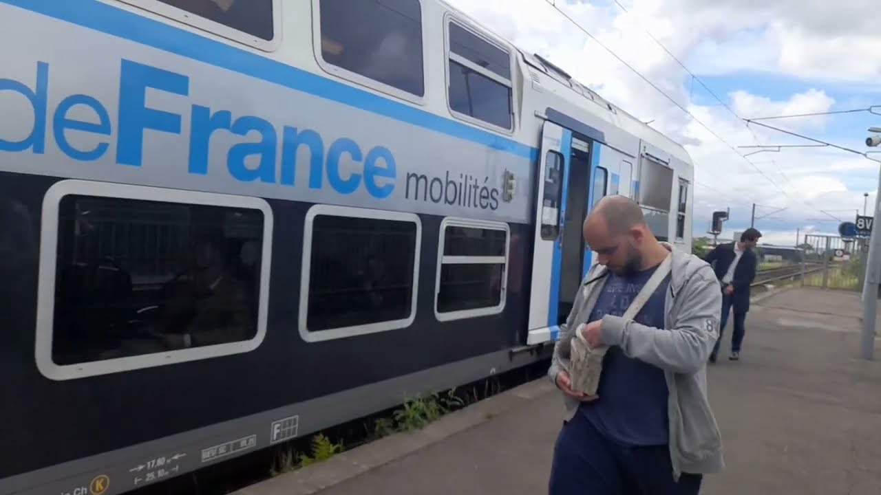 RER C Les Grésillons - Z 8800, Z 20500 et Z 20900.