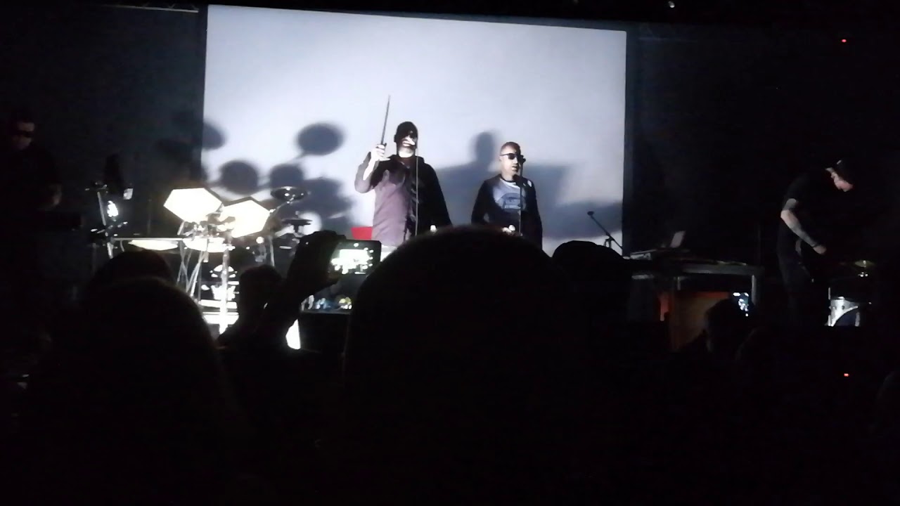 The Dark - Feet Live at Majestic Music Club 2019