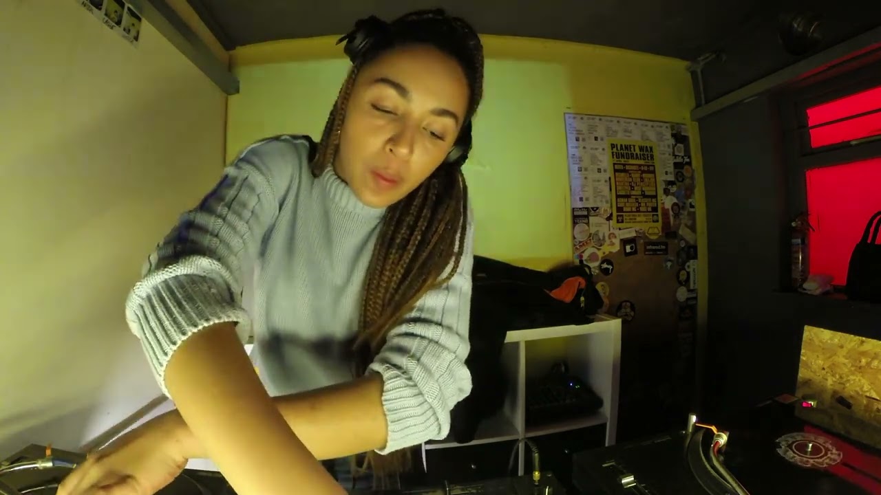 Chinese Daughter // 1-hour Vinyl Mix ~ Jungle