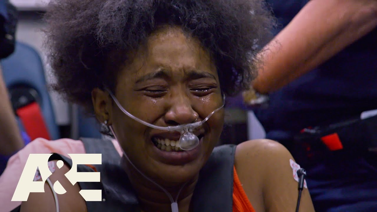 Treating Burn Victims | Nightwatch | A&E