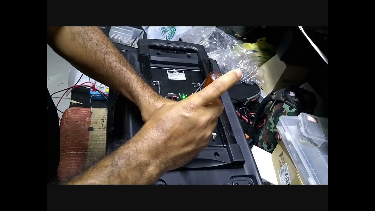 Som desliga ao aumentar o volume!