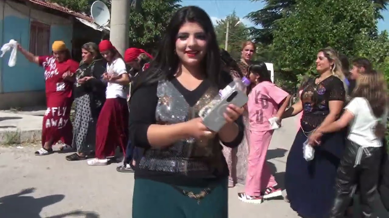 ÜNALDI TALİBİN OĞLU HALIL ILE MEDİNENİN DÜĞÜNÜ. 