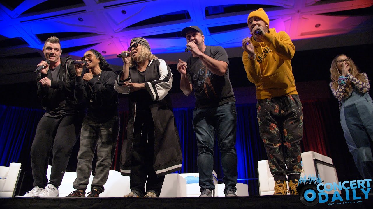 TLC & Backstreet Boys perform 