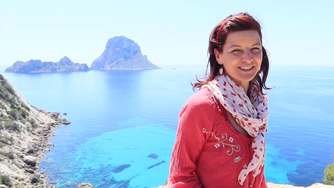 Ibiza ungeschnitten: Verena auf der Insel der toten Götter