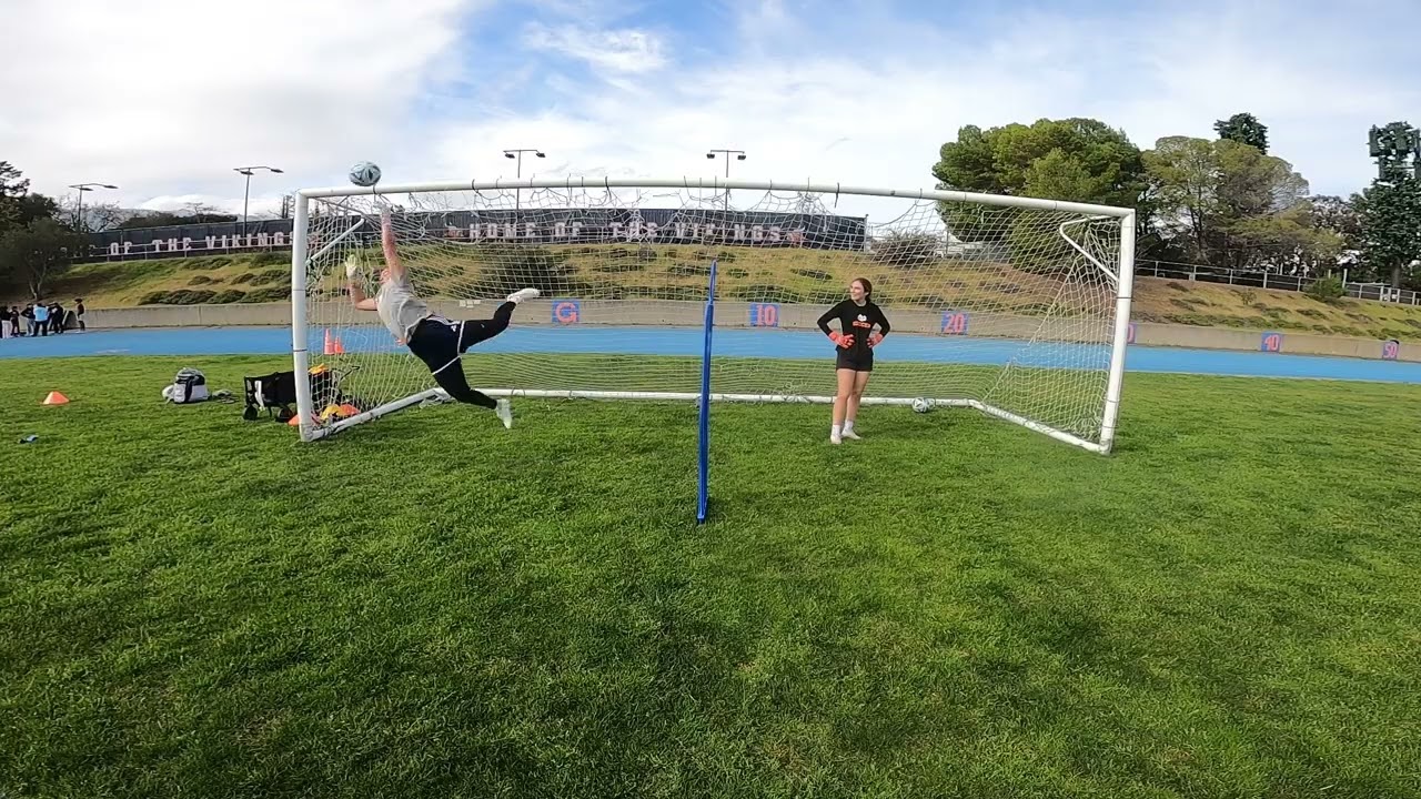 Dina & Cora - Dives and recoveries
