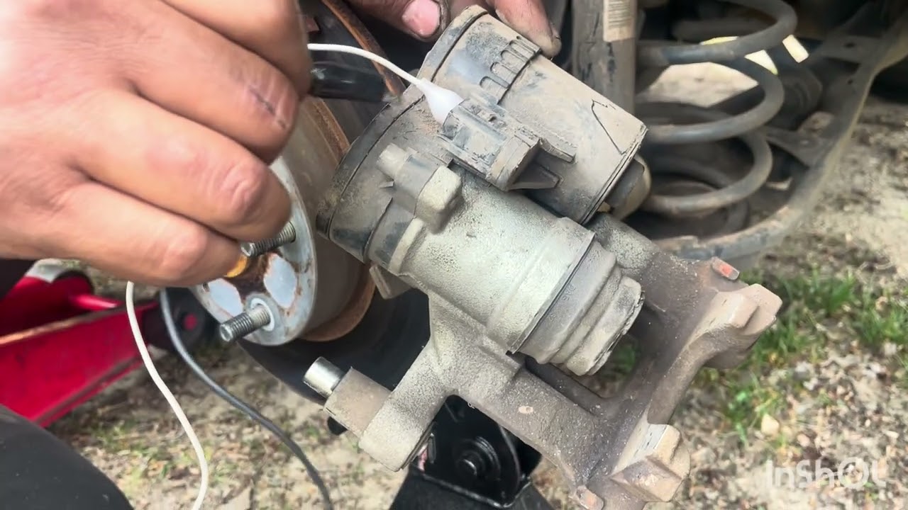 Honda civic 2017 Frenos traseros electricos como cerrar el caliper sin escaner