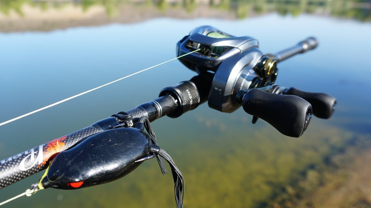 Feelin' Froggy! -- First Day Of Fall (TOPWATER BASS FISHING)