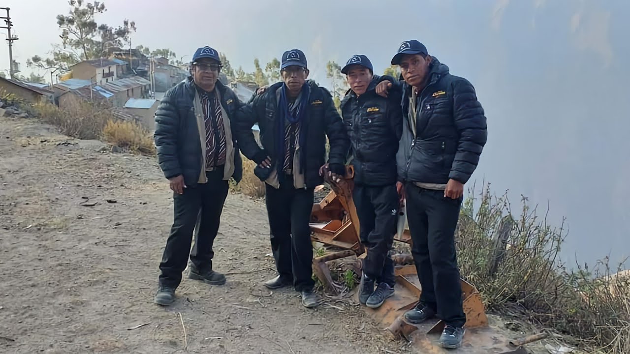 Los Super Dorados del Perú - Perro NO - Me esta Sacando la vuelta