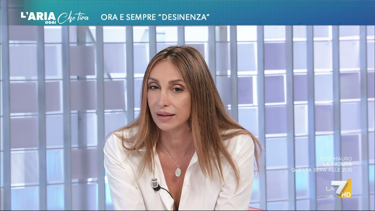 Desinenze, Laura Tecce: 