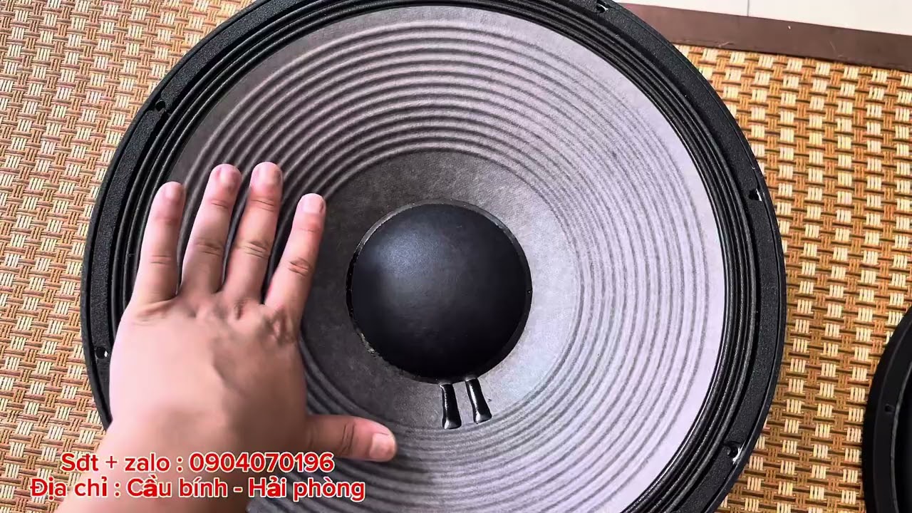 Bass JBL 2226HPL bãi mỹ nòi tháo thùng đẹp xuất sắc , số lượng duy nhất 1 cặp báo giá trong cideoo