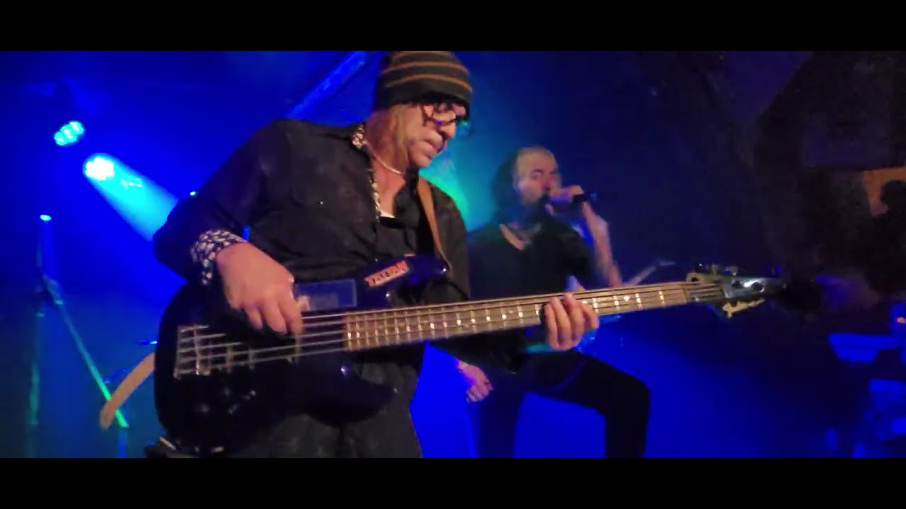 Barren Cross - Stranger In A Strange Land [Iron Maiden Cover] (Live @ Sonnenkeller Balingen 2026)