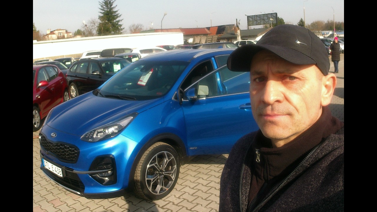 ZADBANA, BOGATE WYPOSAŻENIE. KIA SPORTAGE 4X4, GT LINE. OGLĄDAM W KOMISIE. CENA, ROK, STAN. PRZEBIEG