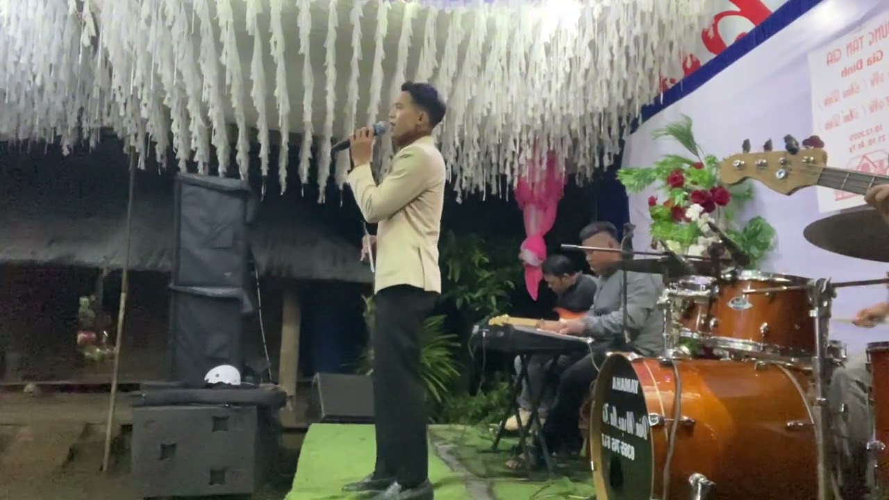 Anh vui tril cover - Makô band #viral #damcuoitaynguyen #music 