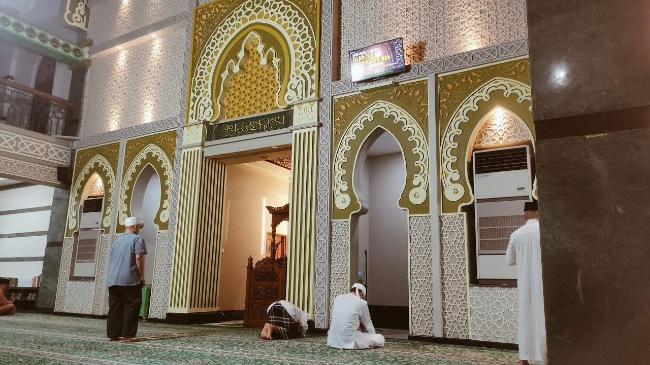 KUMANDANG ADZAN MAGHRIB: masjid Addu'a Bandarlampung.Lampung-Indonesia