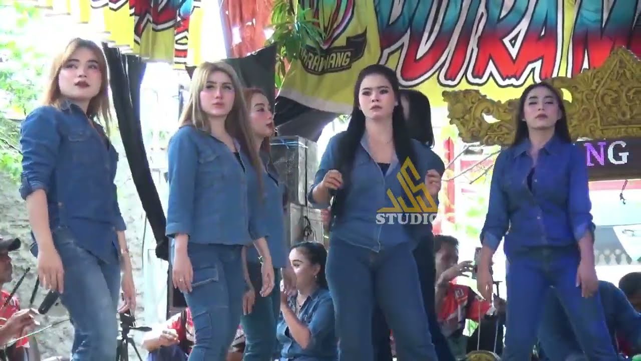 CINTA DARI SEBERANG - JAIPONGAN UJANG LANAY | BAJIDORAN JAIPONGAN #ujanglanay