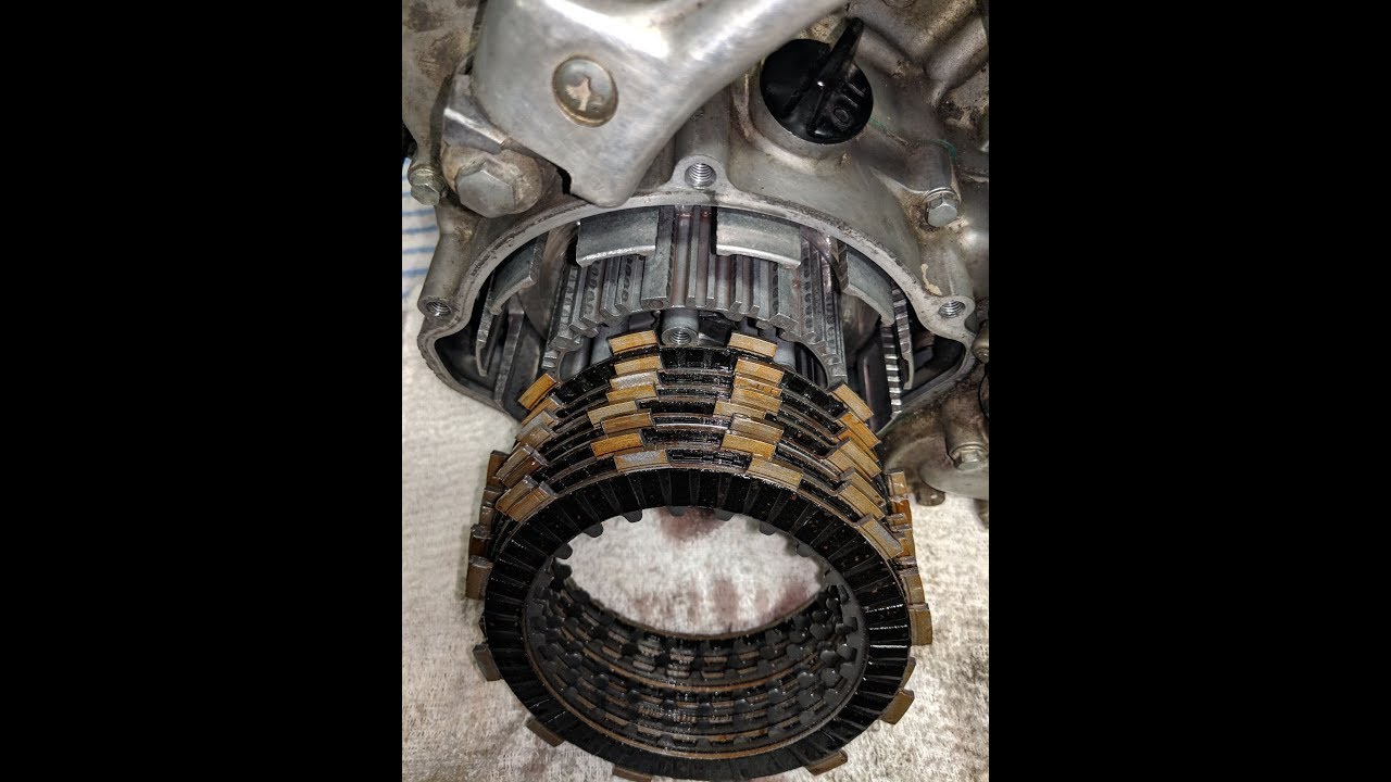 How to replace clutch plates on 2000 Honda CR 125.