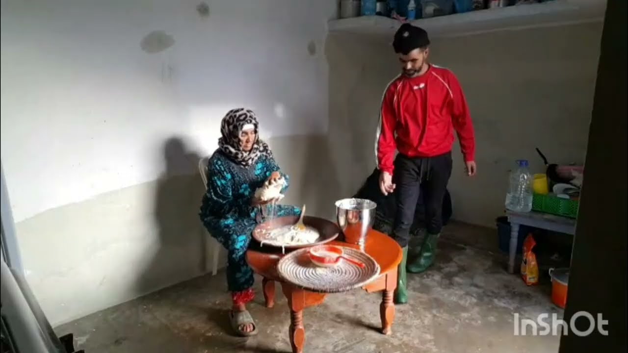 أنا وأمي جينا نكحلوها عميناها ومع هد شتا رحنا فرحانين